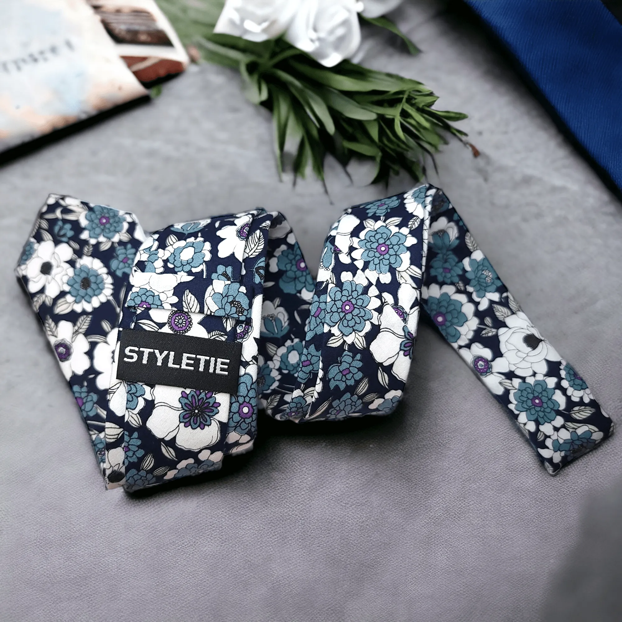 Dark Denim White Gray Floral Slim Tie