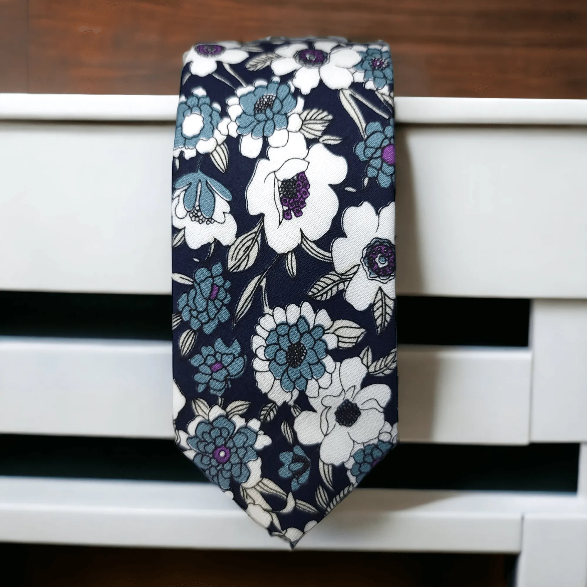 Dark Denim White Gray Floral Slim Tie